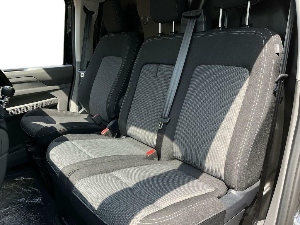 Volkswagen Transporter 2.0 Tdi T28 Commerce Pro Panel Van Manu Black #4