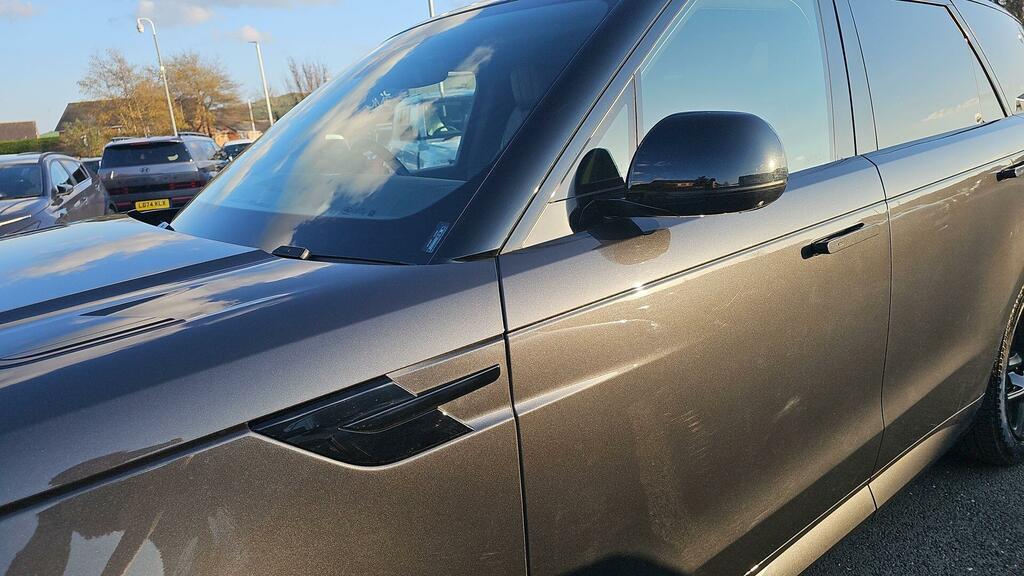 Land Rover Range Rover Sport 4.4 P635 V8 Sv Edition One Bronze Brown #20