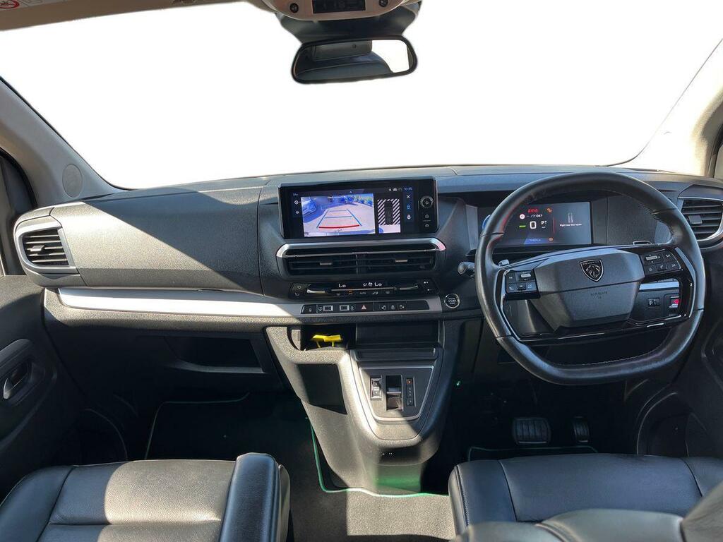 Peugeot e-Traveller 50Kwh Allure Long 136 Fully Grey #9
