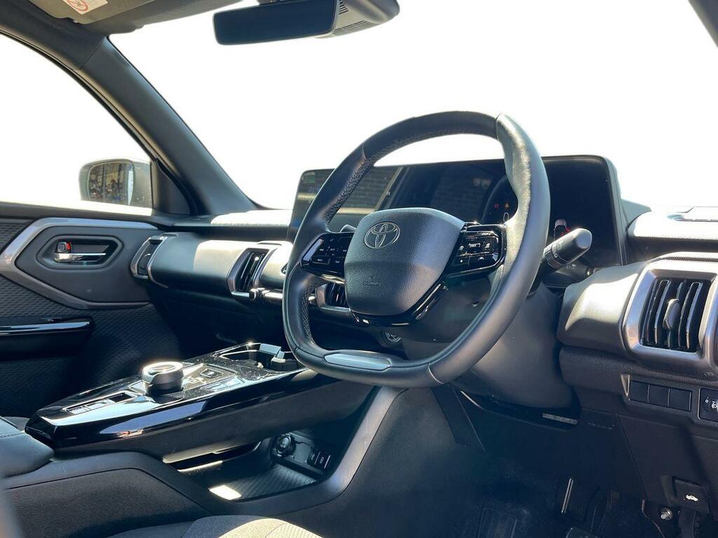 Toyota Urban Cruiser 61Kwh Design Suv 174 Ps Blue #19