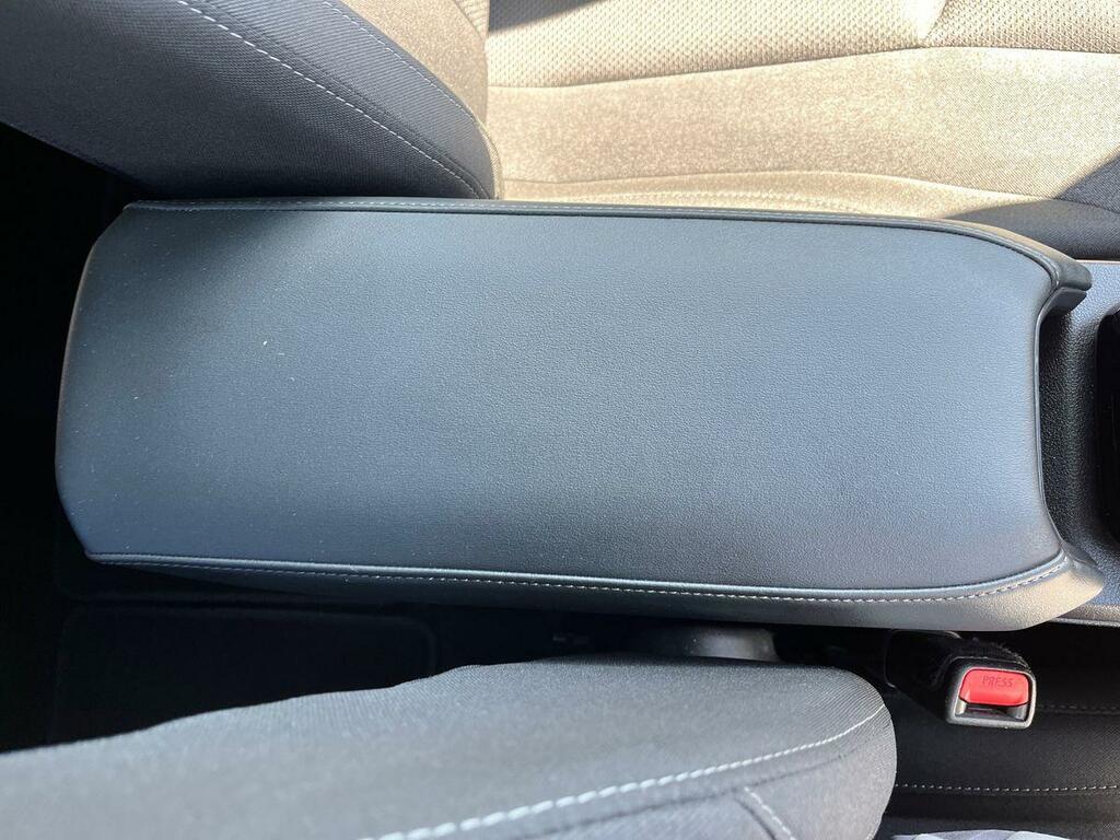 Toyota Urban Cruiser 61Kwh Design Suv 174 Ps Blue #34