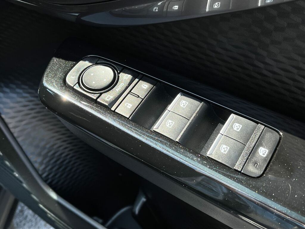 Toyota Urban Cruiser 61Kwh Design Suv 174 Ps Blue #26