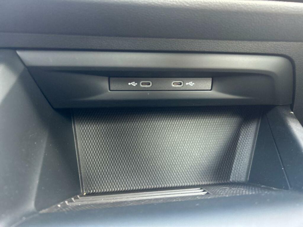 Volkswagen Golf 2.0 Tsi R Black Edition Dsg 4Motion Euro 6 5-Door White #24