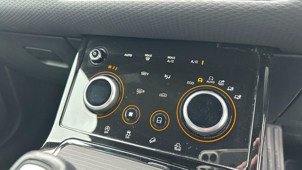 Land Rover Range Rover Evoque Suv 1.5 P300e 12.2Kwh 4Wd Euro White #33