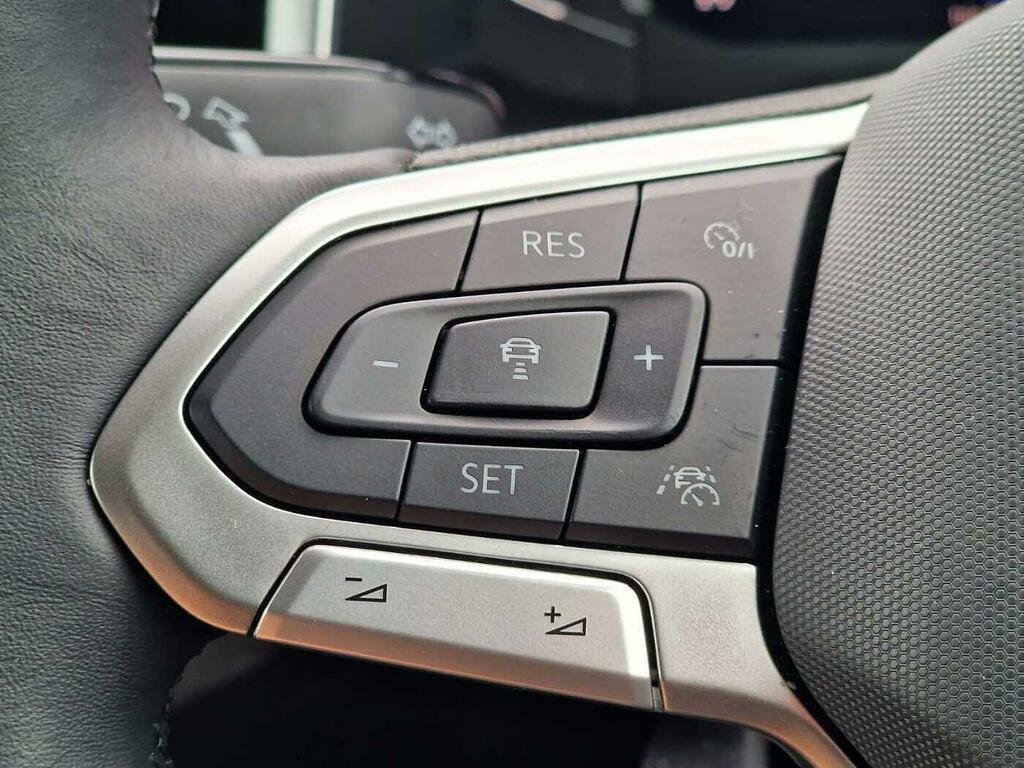 Volkswagen Polo 1.0 Tsi Life Dsg Black #16