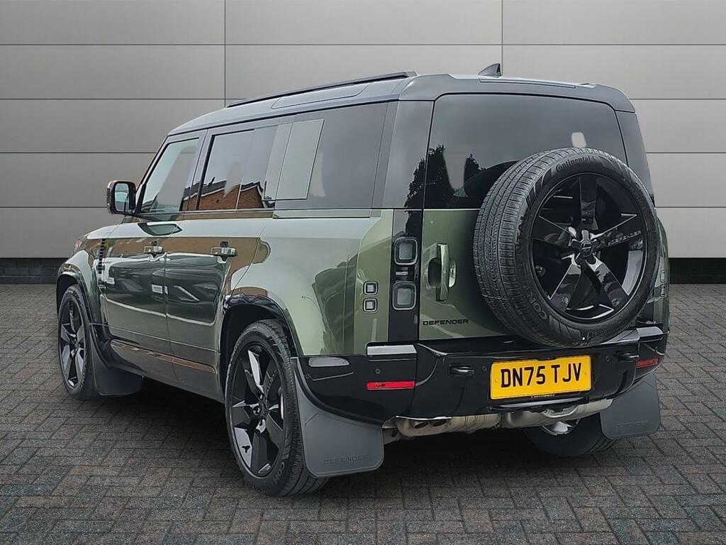 Land Rover Defender 110 3.0 D350 110 X-dynamic Hse Green #2