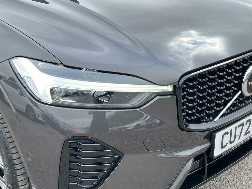 Volvo XC60 R-design Pro, B4 Awd Sunroof, 22 Alloys White #17