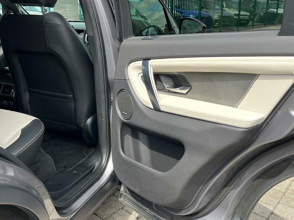 Land Rover Discovery Sport 1.5 P300e Dynamic Se 5 Seat Station Wag Silver #38