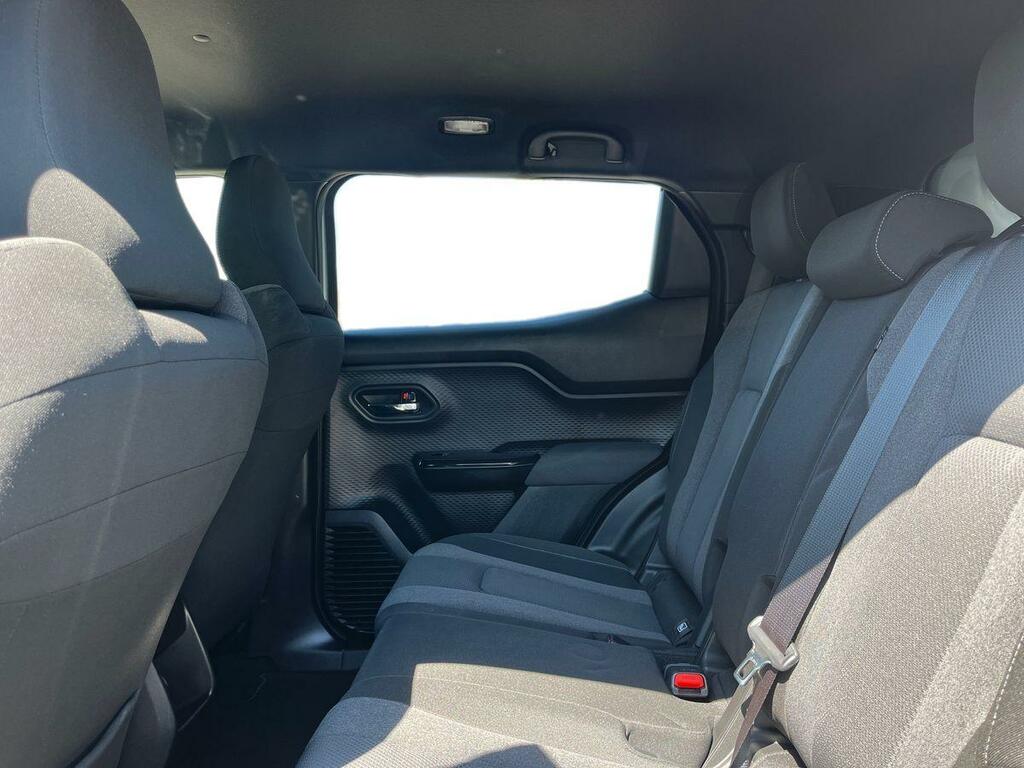 Toyota Urban Cruiser 61Kwh Design Silver #4