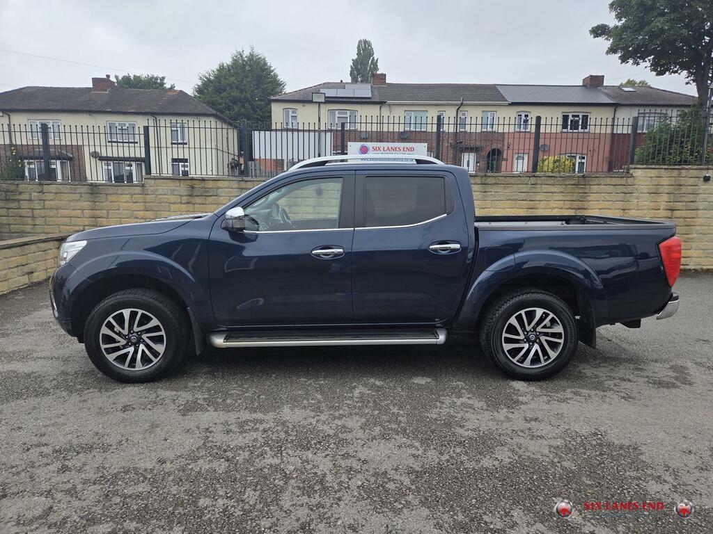Nissan Navara Tekna Blue #3