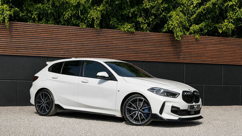 BMW 1 Series 2019 2.0 118D M Sport Hatchback YY69OWF White #4
