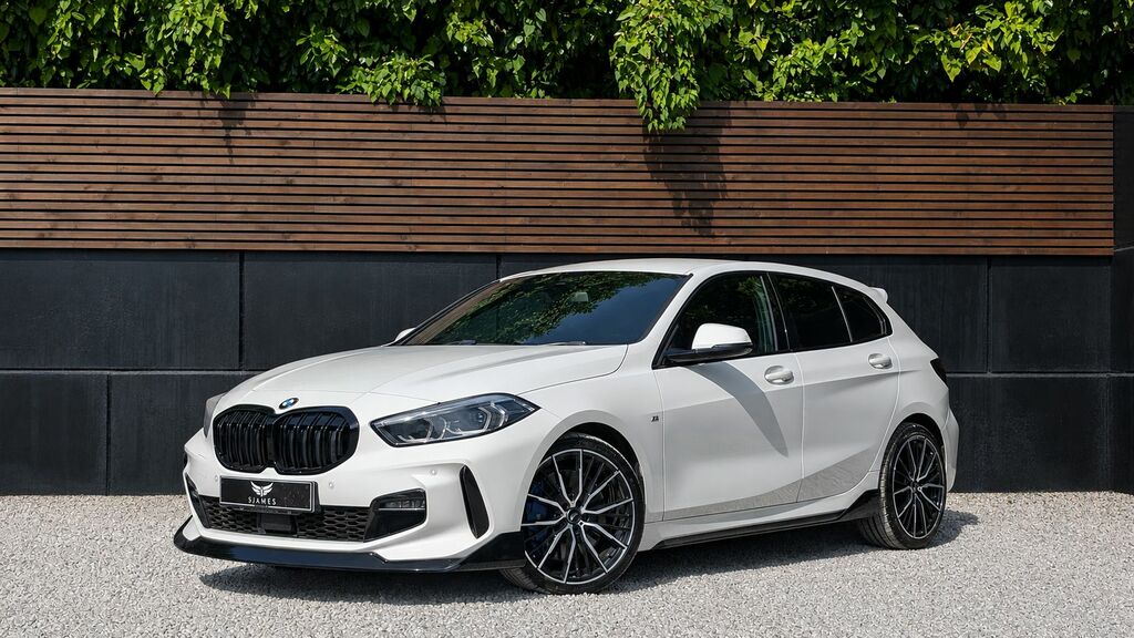 BMW 1 Series 2019 2.0 118D M Sport Hatchback YY69OWF White
