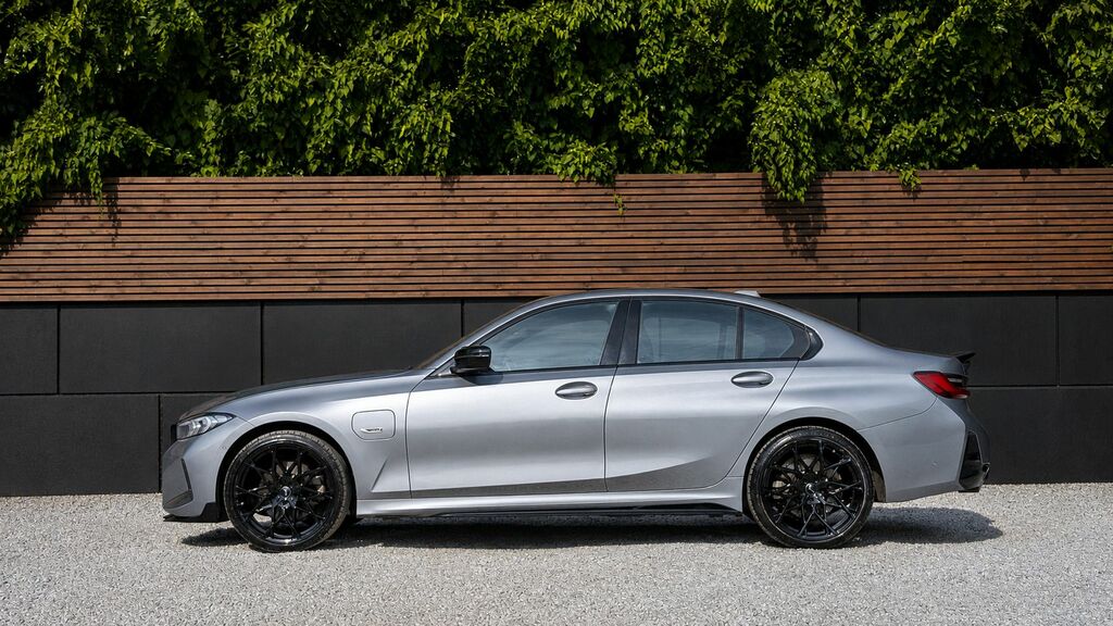 BMW 3 Series 2023 2.0 330E 12Kwh M Sport Saloon Plug FD23PWF Grey #4