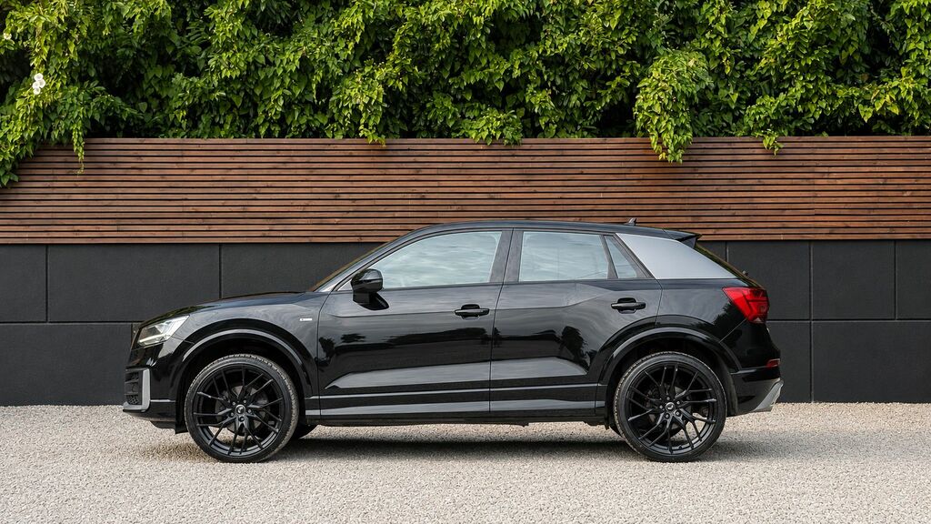 Audi Q2 2020 1.5 Tfsi Cod 35 S Line Suv Black #5