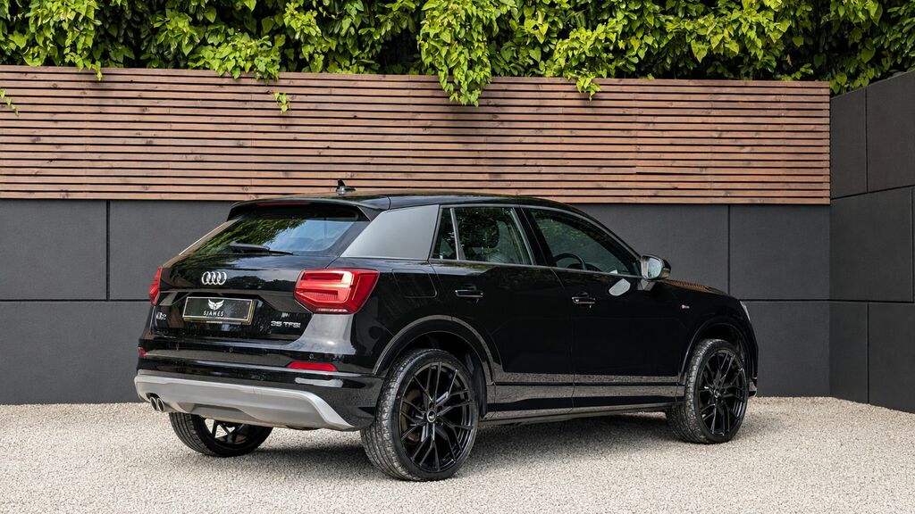 Audi Q2 2020 1.5 Tfsi Cod 35 S Line Suv Black #6