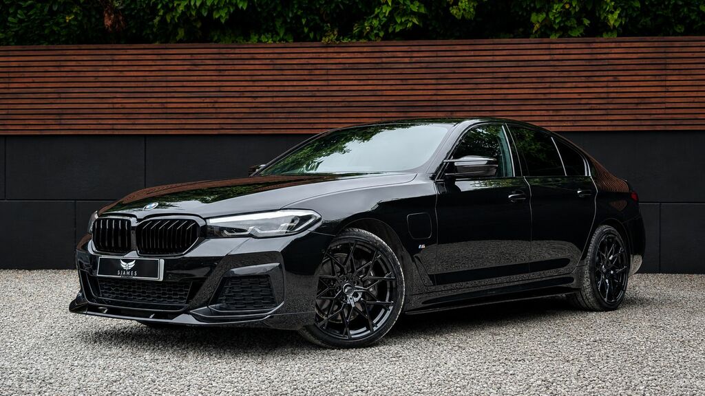 BMW 5 Series 2022 2.0 520D Mht M Sport Saloon Hybrid HV72NFR Black #2