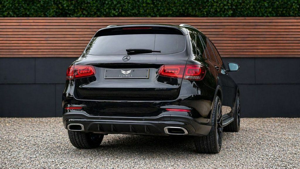 Mercedes-Benz GLC Class 2022 2.0 Glc300d Amg Line Premium Suv Black #6