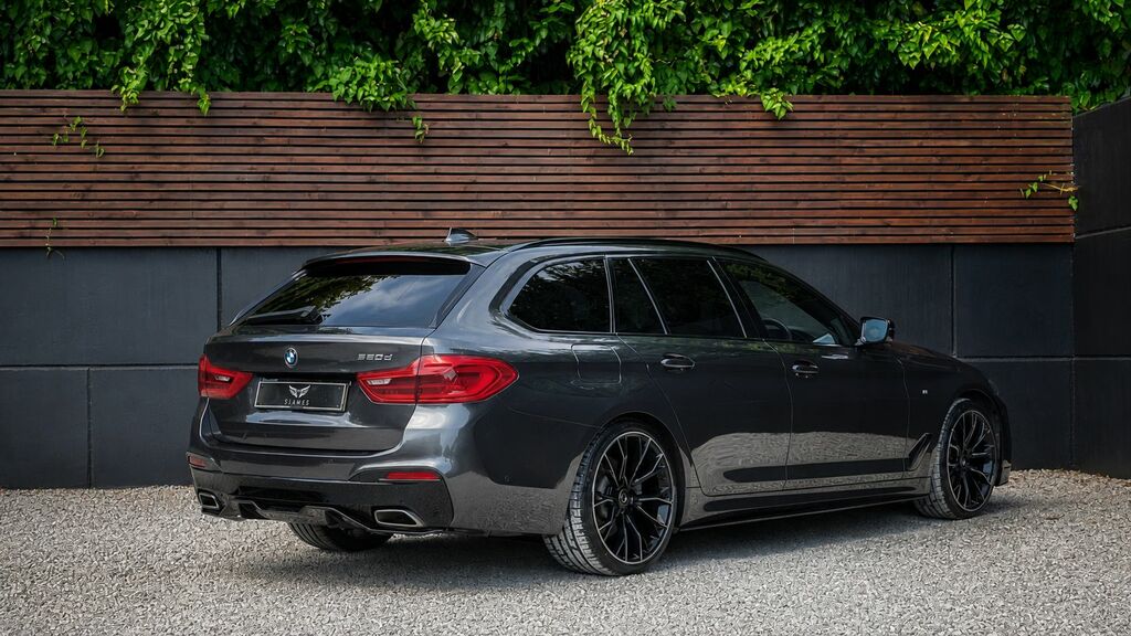BMW 5 Series 2020 2.0 520D Mht M Sport Touring Hybri Grey #6