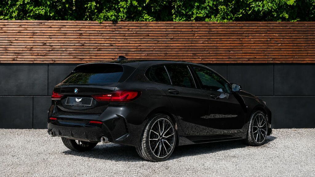 BMW 1 Series 2021 2.0 118D M Sport Hatchback Black #4