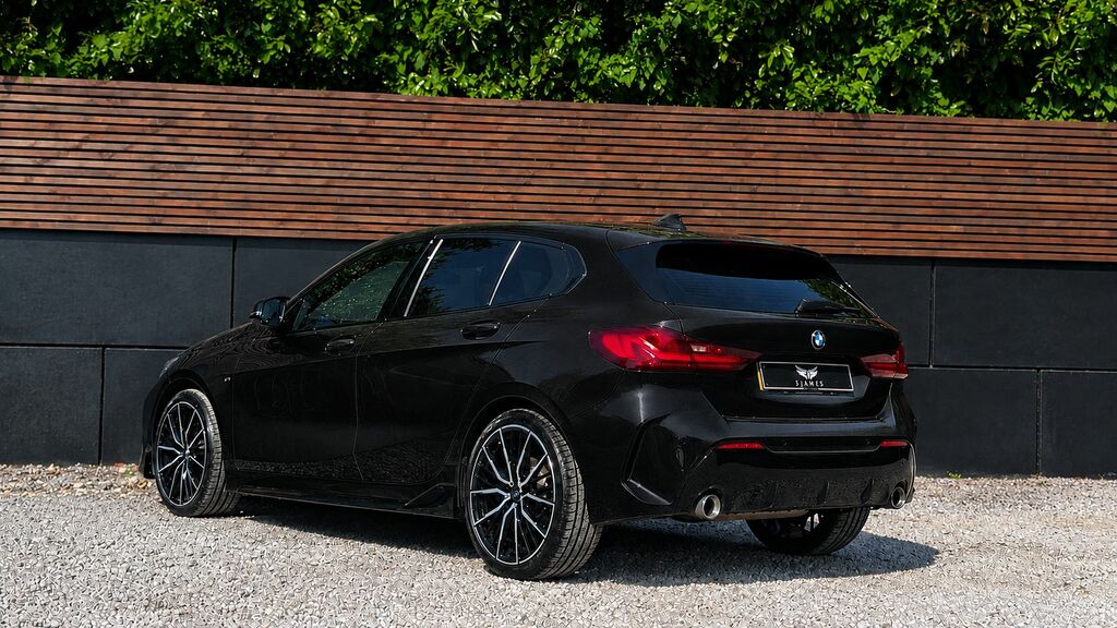 BMW 1 Series 2021 2.0 118D M Sport Hatchback Black #6