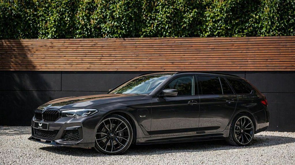 BMW 5 Series 2022 2.0 530E 12Kwh M Sport Touring Plu Grey #2