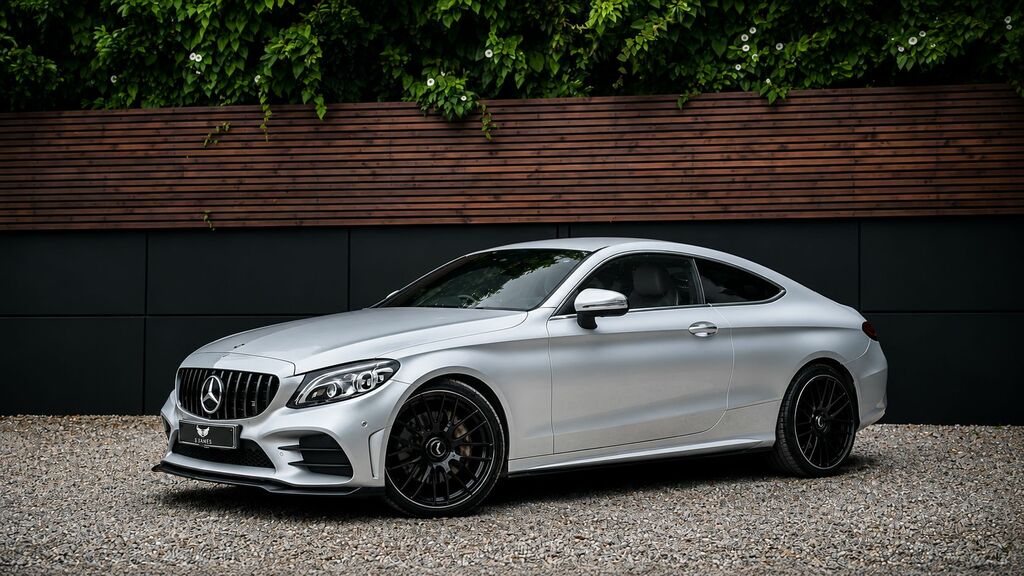 Mercedes-Benz C Class 2018 1.5 C200 Mhev Amg Line Coupe G-tro Silver #2