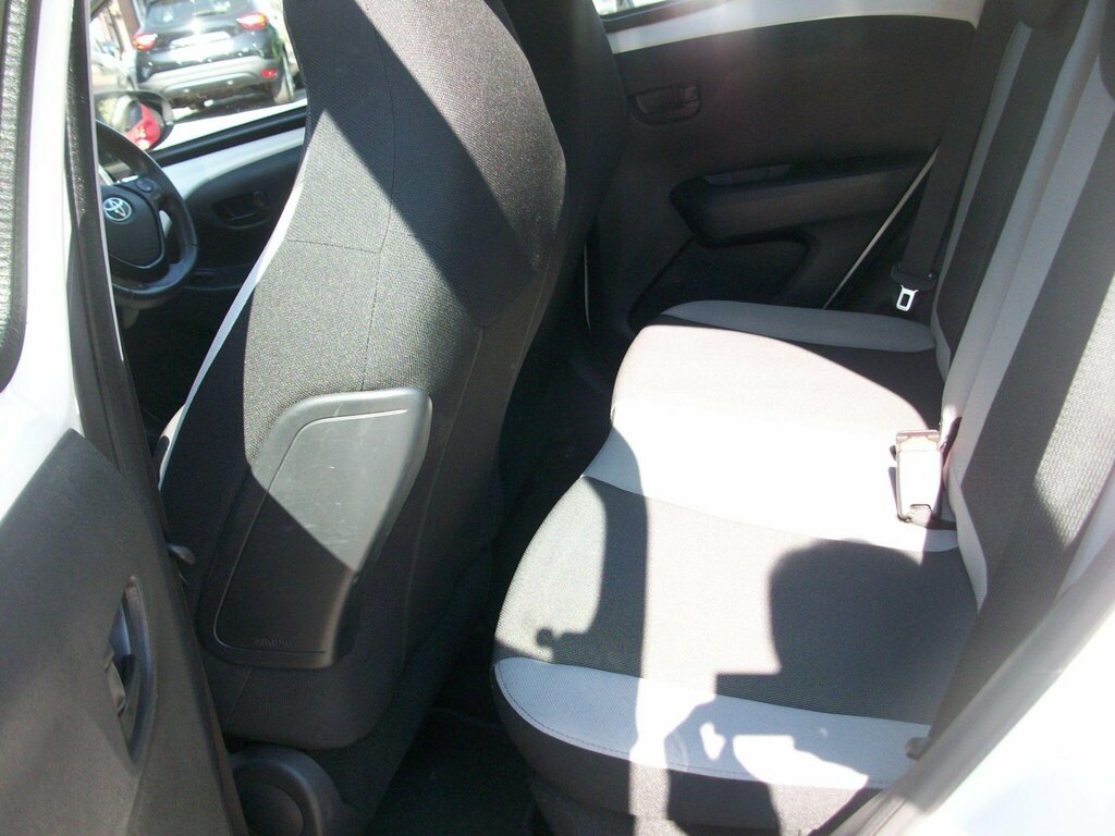 Toyota Aygo 1.0 Vvt-i X-play Euro 5 White #15