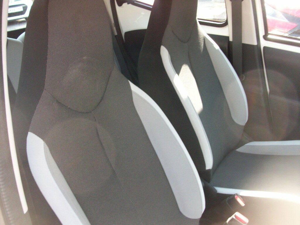 Toyota Aygo 1.0 Vvt-i X-play Euro 5 White #20