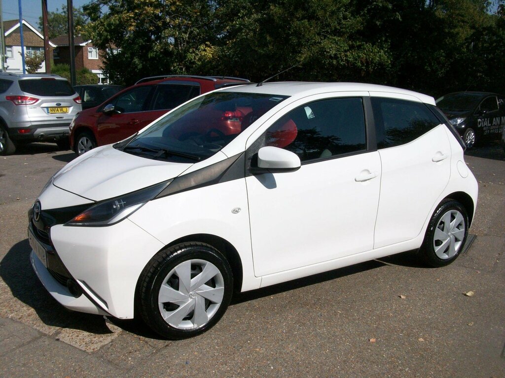 Toyota Aygo 1.0 Vvt-i X-play Euro 5 Euro 5 White
