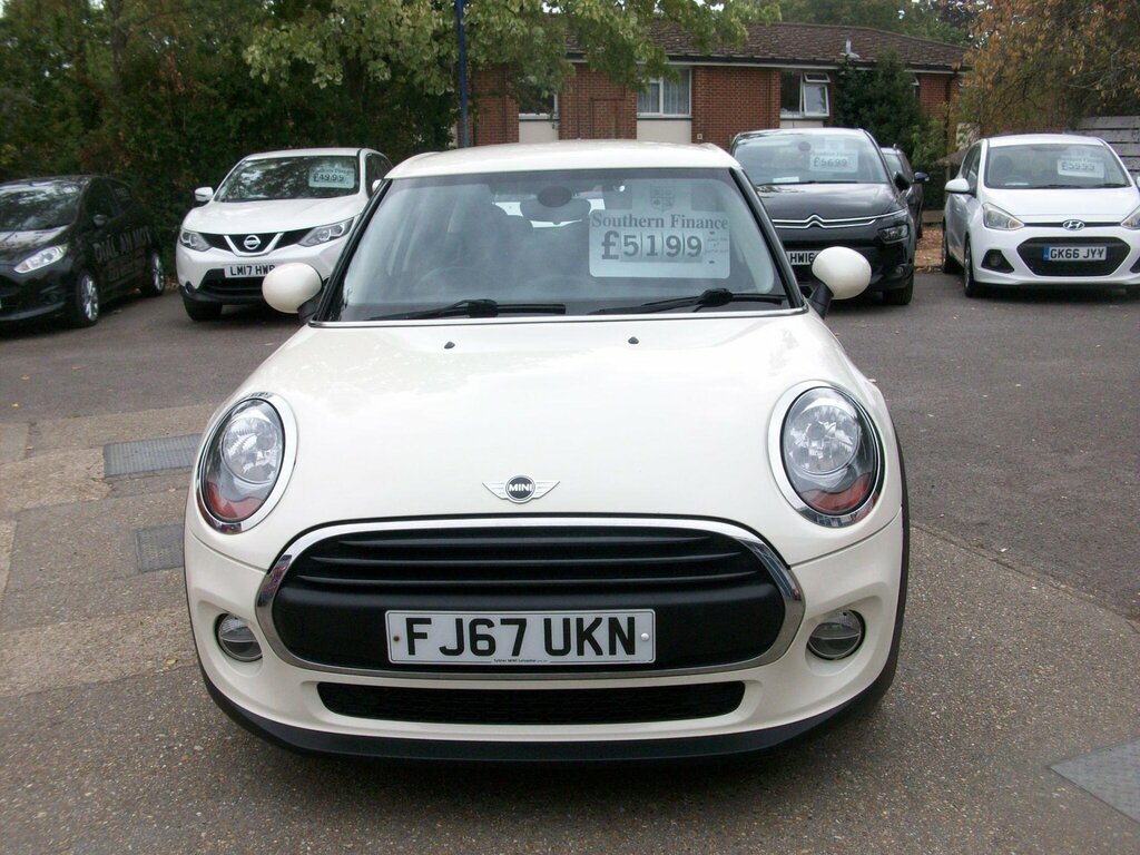 Mini Hatch 1.5 One D Euro 6 Ss FJ67UKN White #2