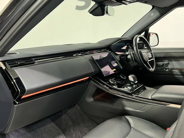 Land Rover Range Rover Sport 2023 3.0 D300 Mhev Dynamic Se Suv Grey #3