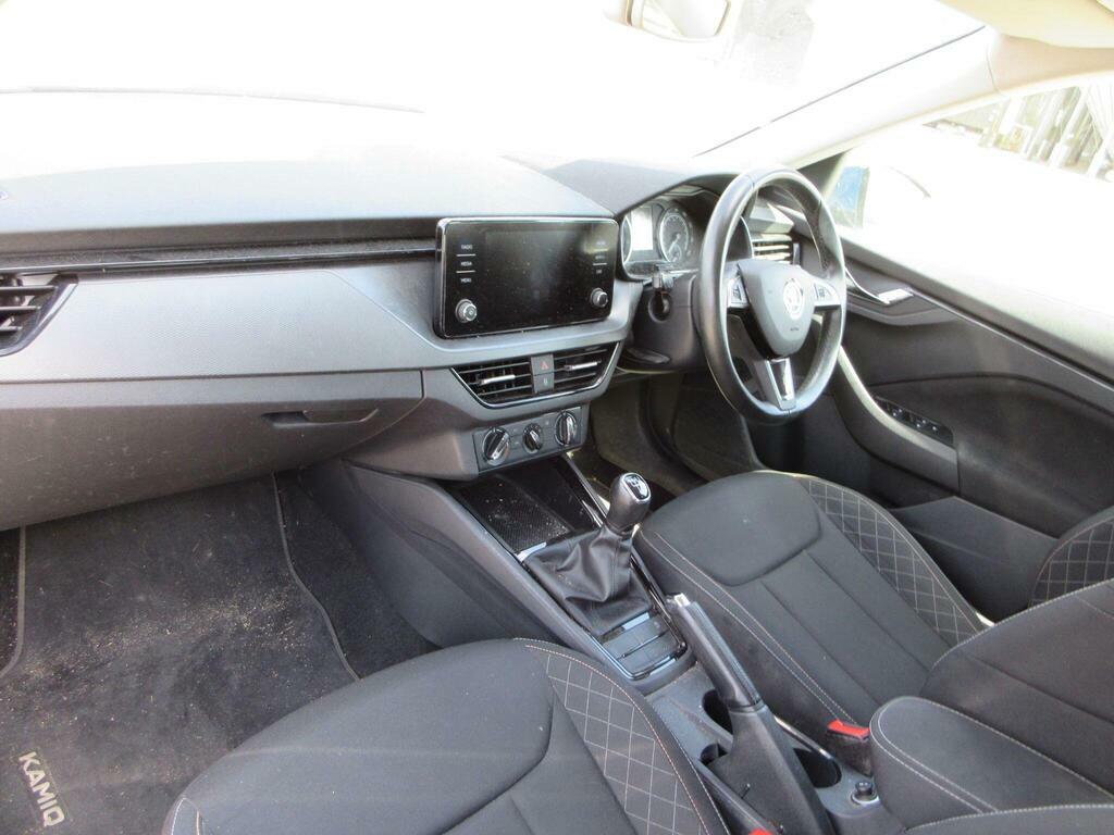 Skoda Kamiq 1.0 Tsi 115Ps Se Dsg Suv Blue #23