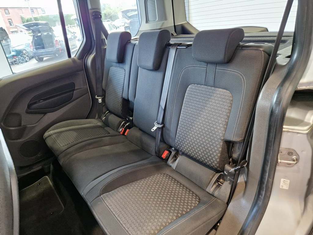 Ford Tourneo Connect Ecoblue Zetec Silver #5