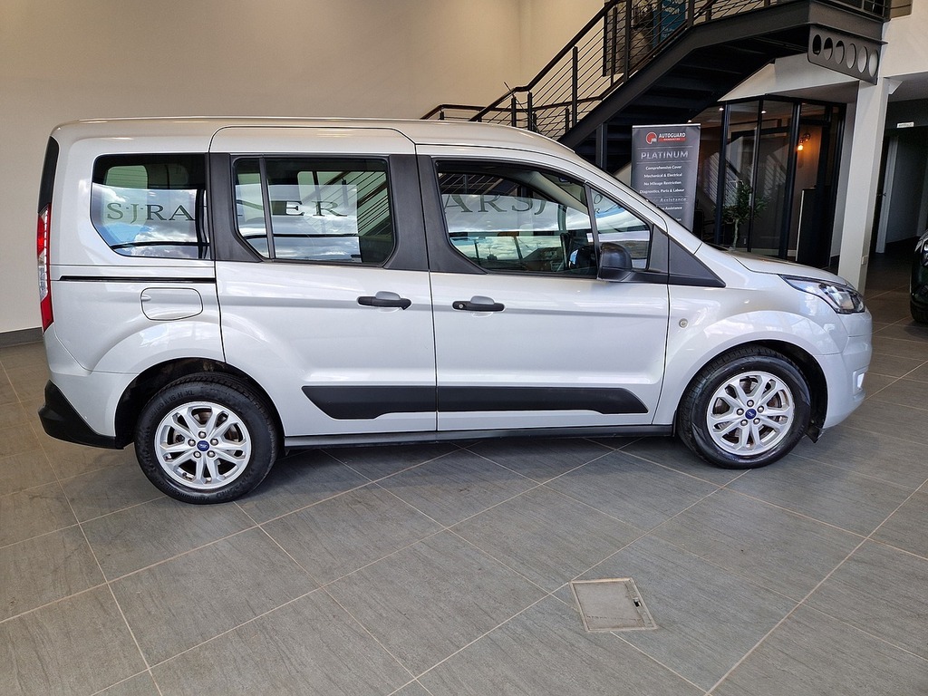 Ford Tourneo Connect Ecoblue Zetec Silver #6