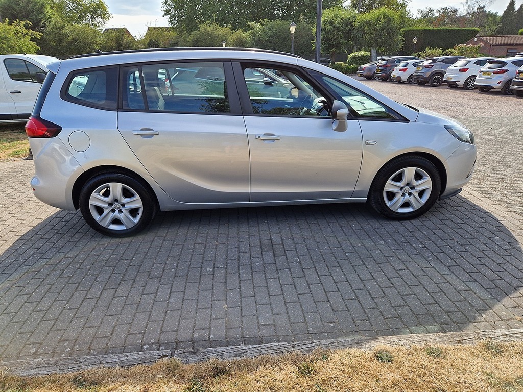 Vauxhall Zafira Tourer Exclusiv Silver #6