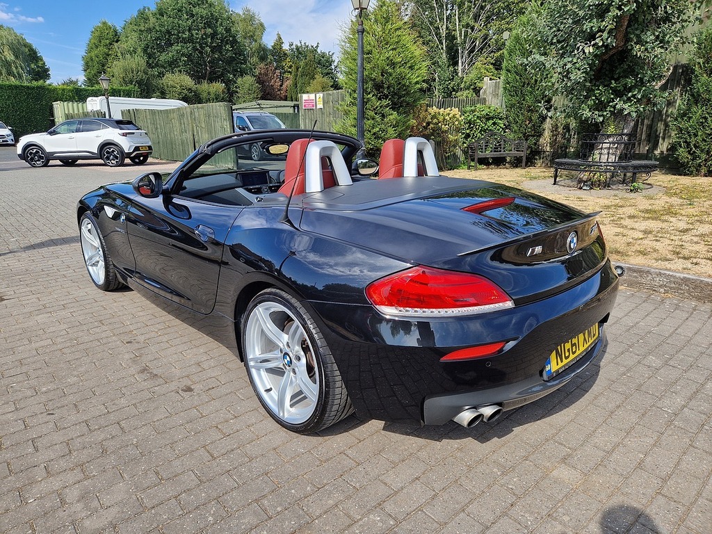 BMW Z4 30I M Sport Highline Edition Black #3