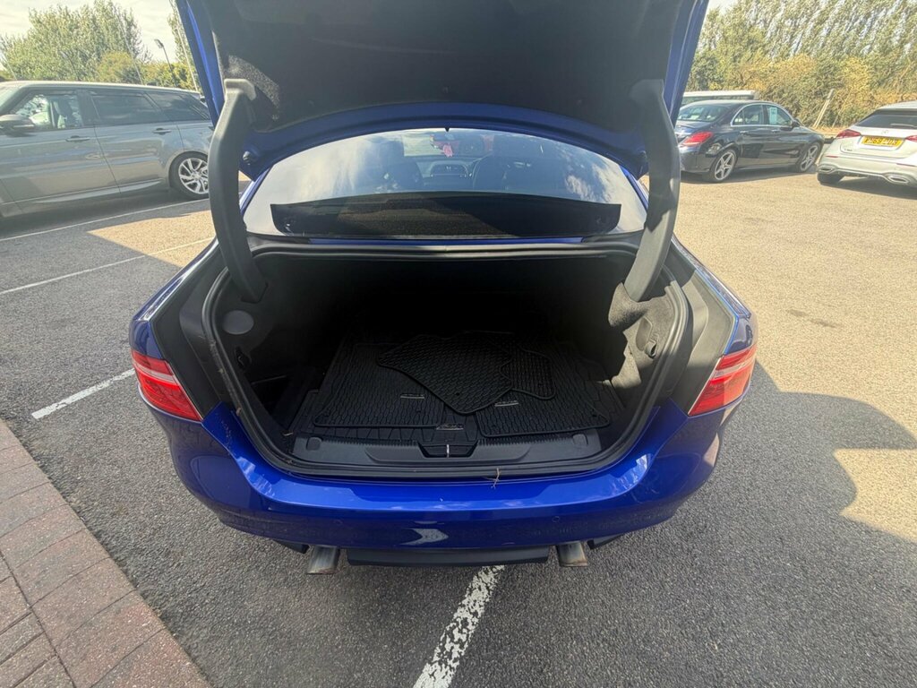Jaguar XE 2.0I R-sport Euro 6 Ss NG67DRO Blue #5