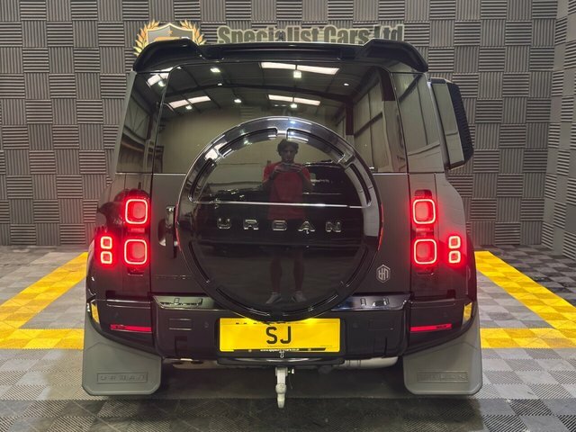 Land Rover Defender 110 Suv Black #3