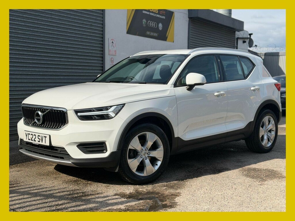 Volvo XC40 Suv 1.5 T3 Momentum Euro 6 Ss 202222 YC22SVT White #2