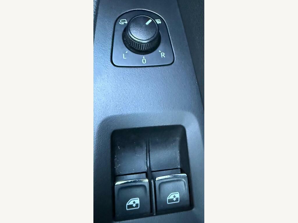 Seat Leon Hatchback 1.2 Tsi Se Euro 6 Ss 201515 Black #17
