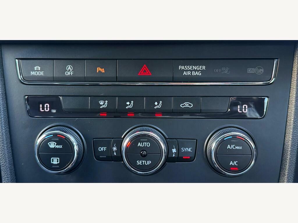 Seat Leon Hatchback 1.2 Tsi Se Euro 6 Ss 201515 Black #27