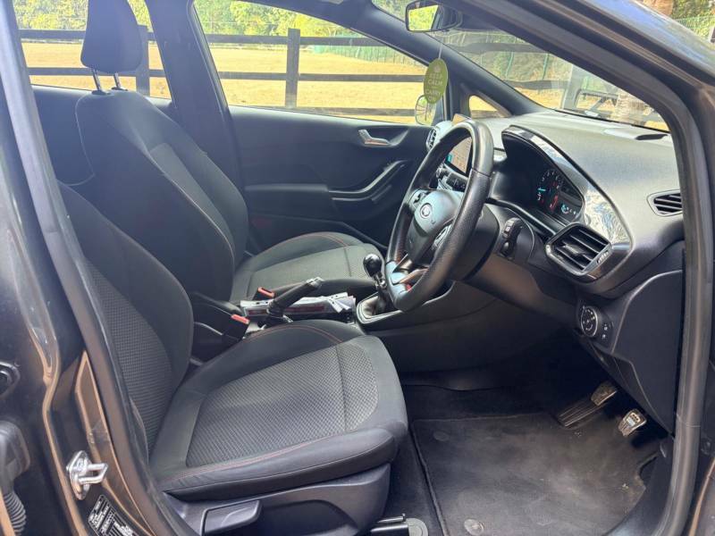 Ford Fiesta 1.0 Ecoboost Hybrid Mhev 155 Vignale Edition White #12
