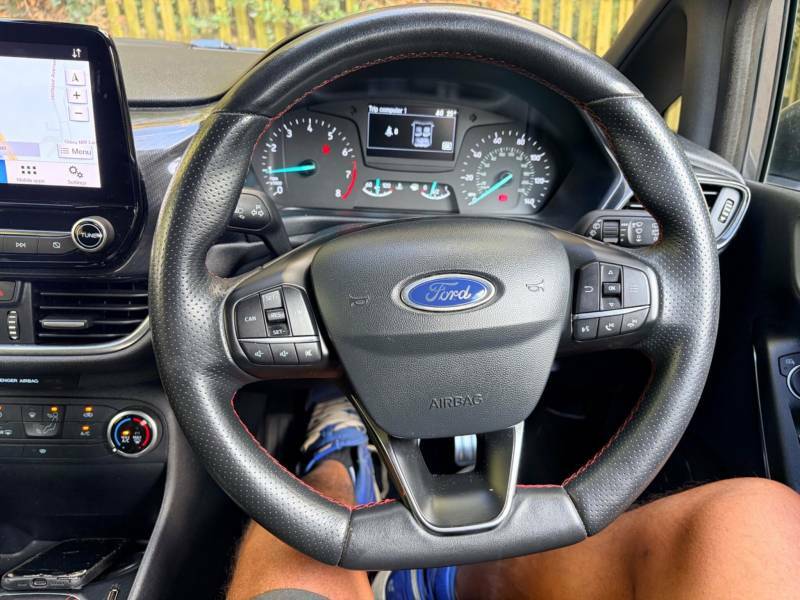 Ford Fiesta 1.0 Ecoboost Hybrid Mhev 155 Vignale Edition White #24