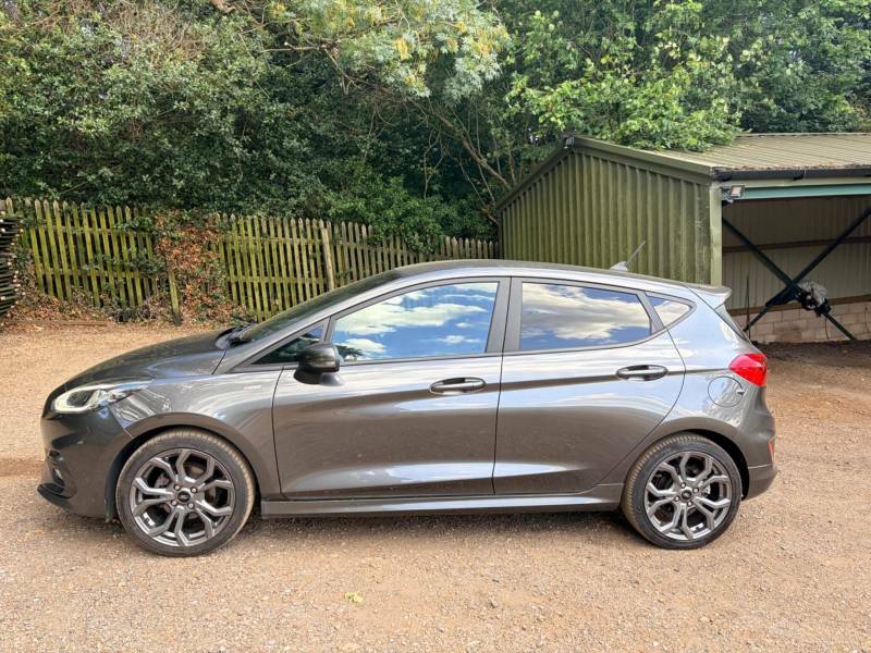Ford Fiesta 1.0 Ecoboost Hybrid Mhev 155 Vignale Edition White #6