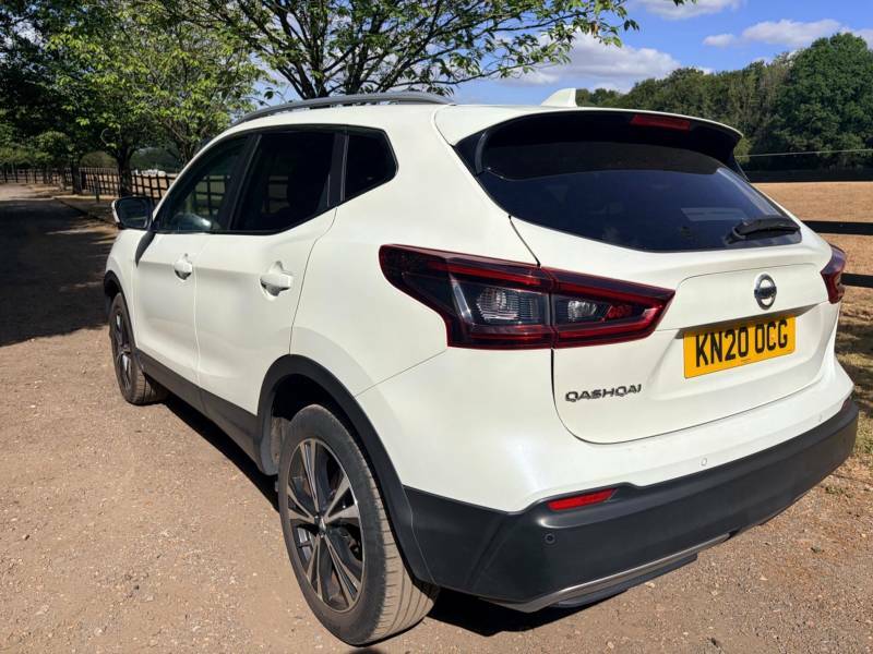 Nissan Qashqai Dci Tekna White #4