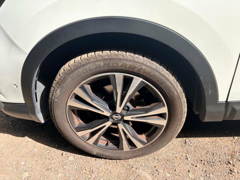 Nissan Qashqai Dci Tekna White #18
