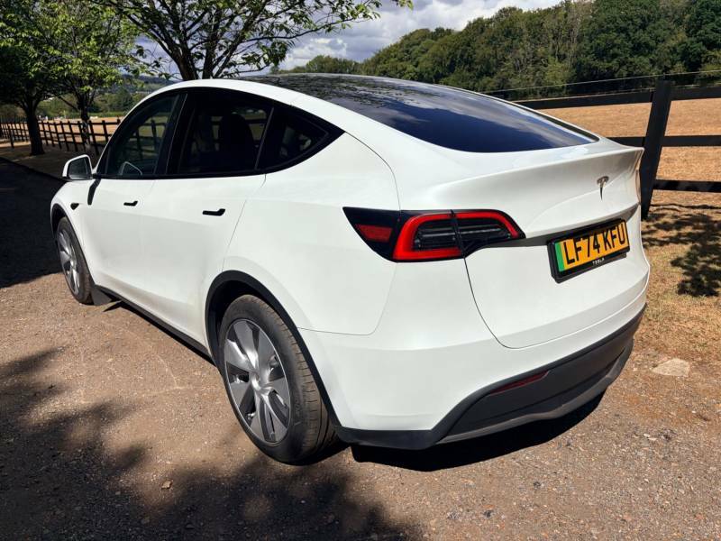 Tesla Model Y Rwd - 2024 74 LF74KFU White #4