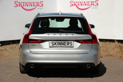 Volvo V90 T4 Momentum Plus Silver #5
