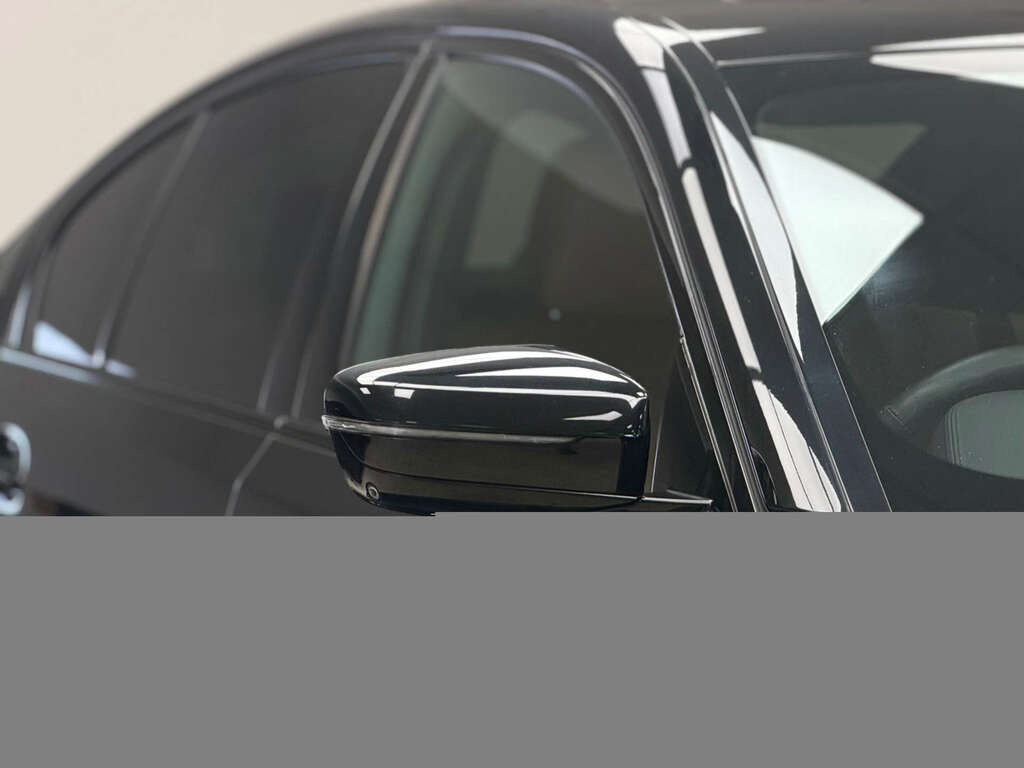 BMW 5 Series 2.0 530I M Sport Black #2