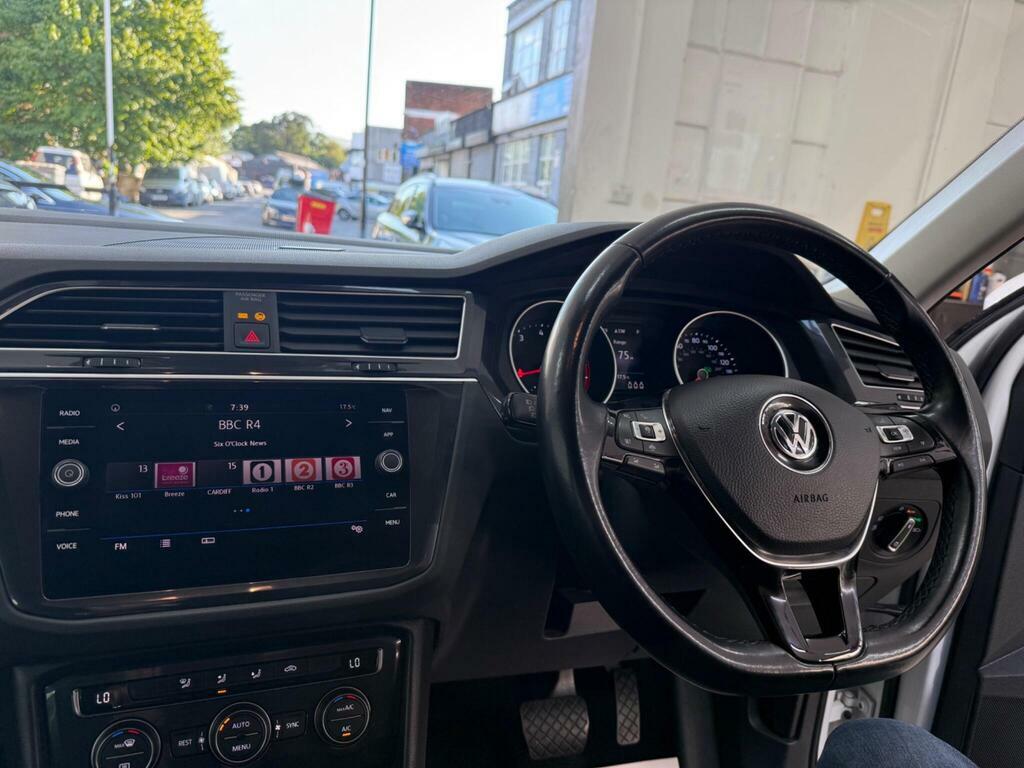 Volkswagen Tiguan 1.5 Tsi Evo 150 R-line Tech Dsg Black #22